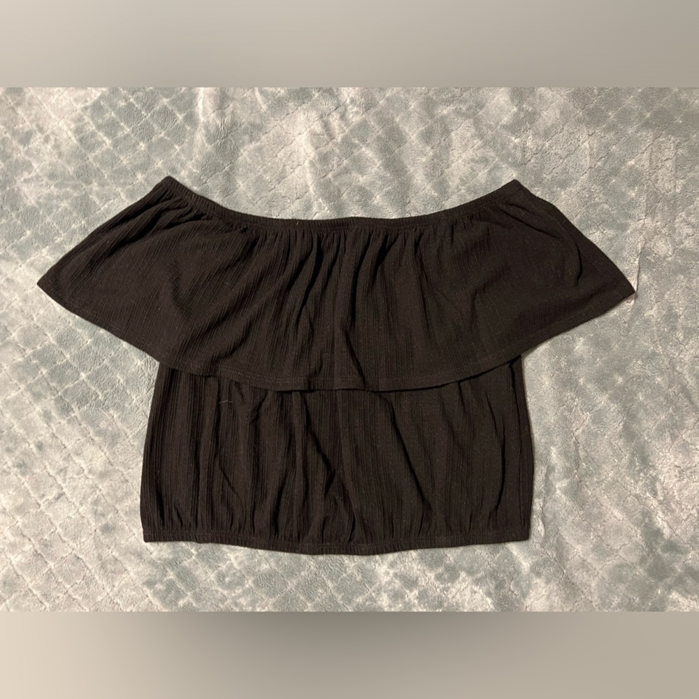 Off Shoulder Crop Top